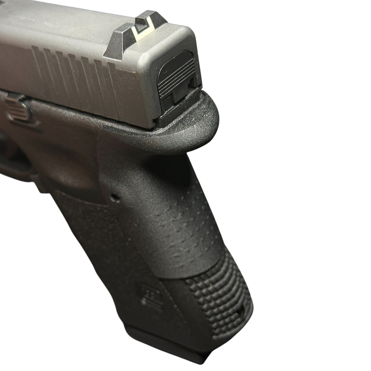 Rapid Engineering Inc. backstrap beavertail grips for Glock 19 Gen 3, close up angled view showing rounded beavertail